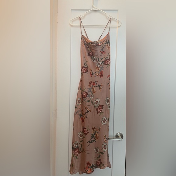 Floral midi swoop neck, tie up dress - Picture 1 of 2